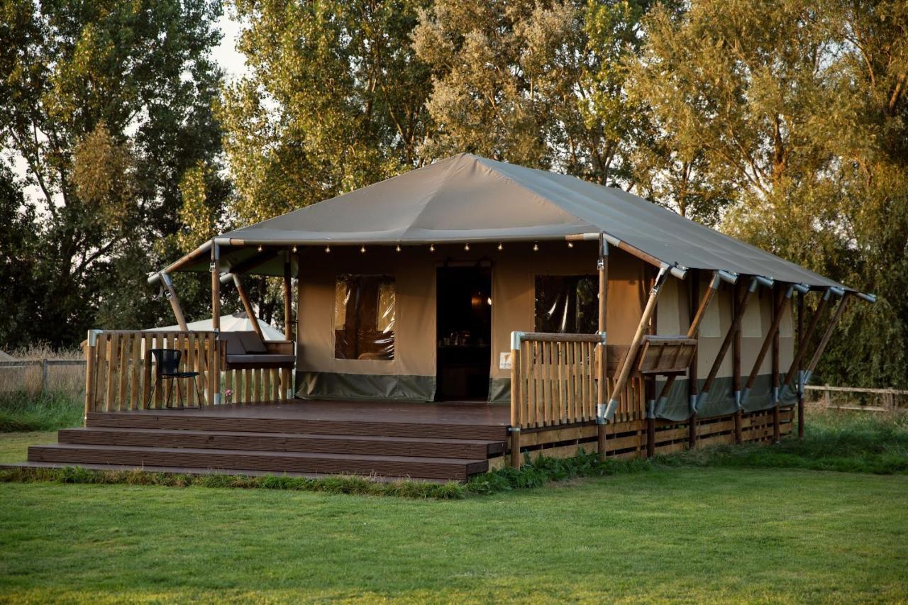 Hotel Horsley Hale Farm Glamping Ely Esterno foto